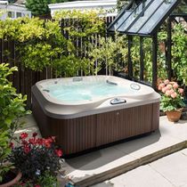 Above-ground hot tub / rectangular / 3-seater...