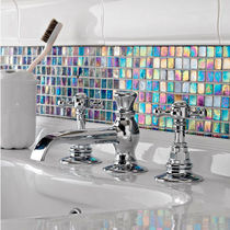 Double-handle washbasin mixer tap / free-standing...