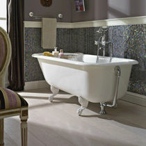 Bathtub with legs / oval / acrylic / cast...