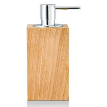 Free-standing soap dispenser / wood / manual