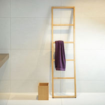 Ladder towel rack / floor-standing / wooden