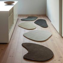 Contemporary rug / plain / New Zealand wool...