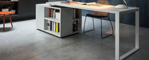 Wooden desk / contemporary / with storage