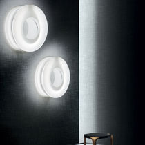 Contemporary wall light / indoor / polyethylene...