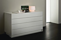 Contemporary chest of drawers / wooden /...