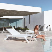 Contemporary sun lounger / polypropylene...