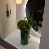 Free-standing washbasin / Carrara marble...