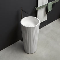 Free-standing washbasin / round / composite...