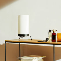 Table lamp / lacquered steel / brass / glass