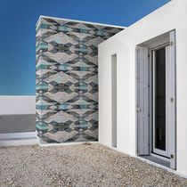 Contemporary wallpaper / patterned