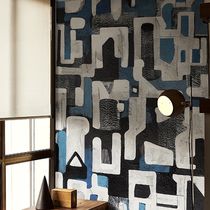 Contemporary wallpaper / patterned