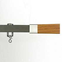 Metal curtain rod / oak