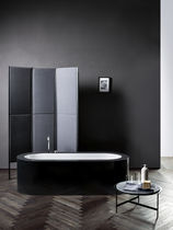 Oval bathtub / acrylic / expanded polystyrene...