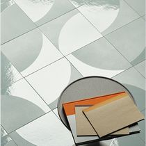 Indoor tile / wall / floor / porcelain stoneware