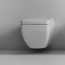 Wall-hung toilet / ceramic