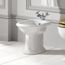 Porcelain bidet