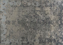 Traditional rug / patterned / wool / silk