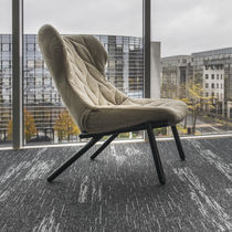 Carpet tile / loop pile / polyamide / tertiary