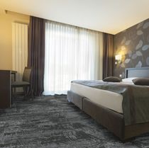 Loop pile carpet / structured / polyamide...