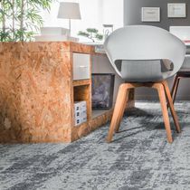 Carpet tile / loop pile / structured / polyamide