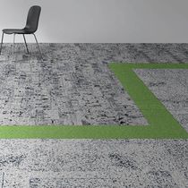 Loop pile carpet / structured / polyamide...