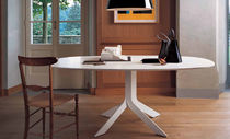 Contemporary dining table / glass / metal...
