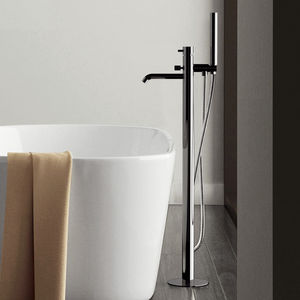 bathtub mixer tap