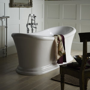 oval bathtub 1