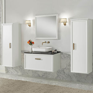 traditional bathroom