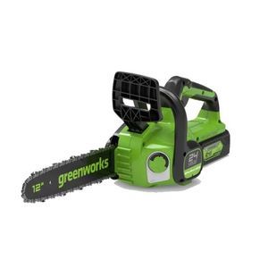 electric chainsaw