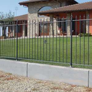 fence with bars 1