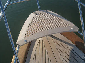 teak grating 1
