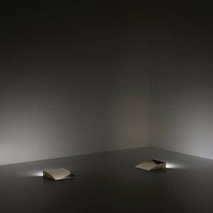 contemporary wall light 1