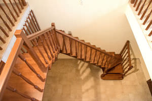 quarter-turn staircase