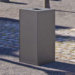 public trash can