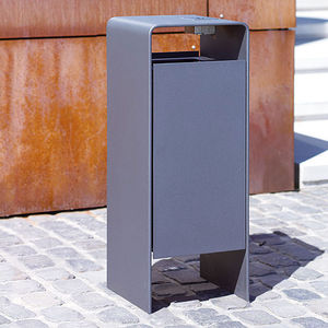 public trash can