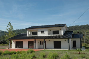 interlocking roof tile