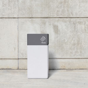 public trash can / concrete / commercial / contemporary