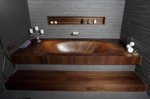 freestanding bathtub