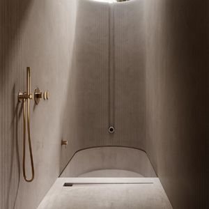 wall-mounted shower set 1
