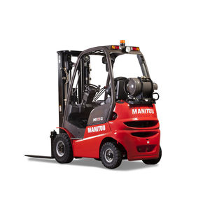 wheel-mounted forklift