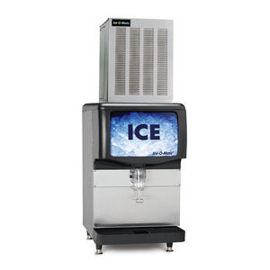vertical evaporator ice cube maker