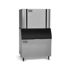 vertical evaporator ice cube maker