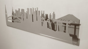 wall-mounted coat rack 1