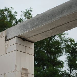 concrete lintel