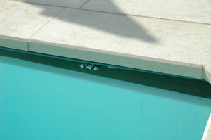 automatic swimming pool cover