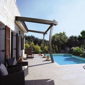 wall-mounted pergola