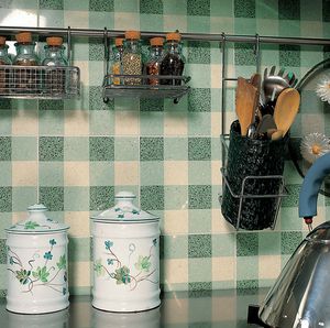 kitchen tile / wall / floor / marble dust