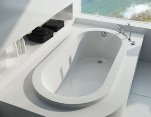 oval bathtub