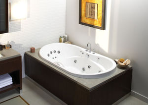 oval bathtub